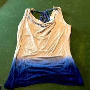 Venus ruched shirt size m